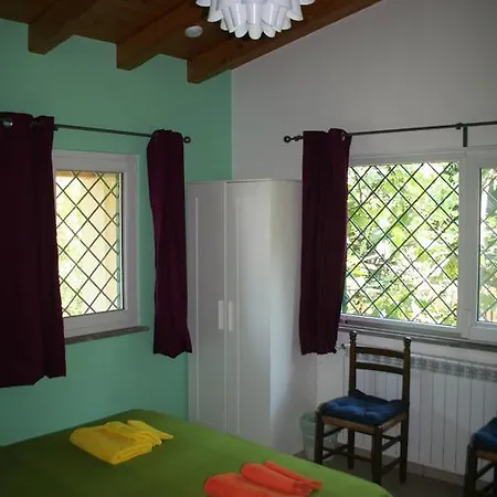 Ad Decimum Bed & Breakfast Grottaferrata